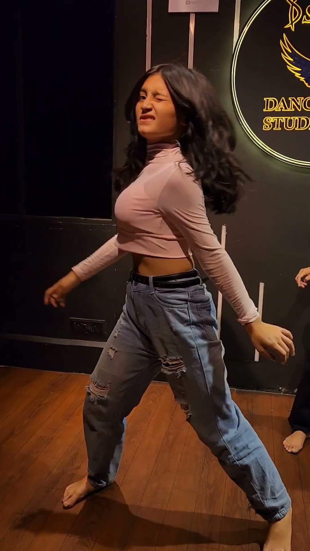 We are in absolute love w thistrackBy #dstylersdancestudio #bukhaar#aroobkhan #bayanni #newsong