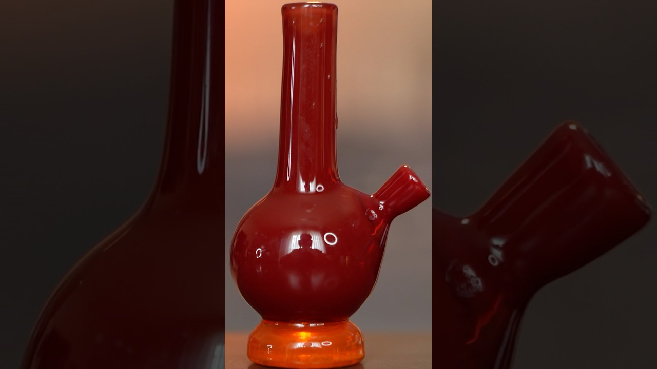 Самый маленький в мире бонг… полное видео уже доступно 💨