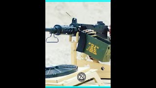 美国大兵血战沙漠怪物,全程激战火爆刺激 #动作电影 #枪战电影 #科幻 #影视解说