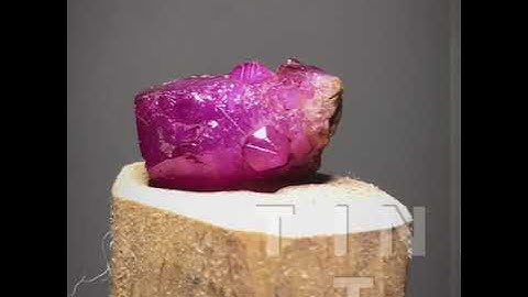 Tinh thể Ruby tự nhiên - Hồng Ngọc tự nhiên (Natural Ruby) - giadaquy.com
