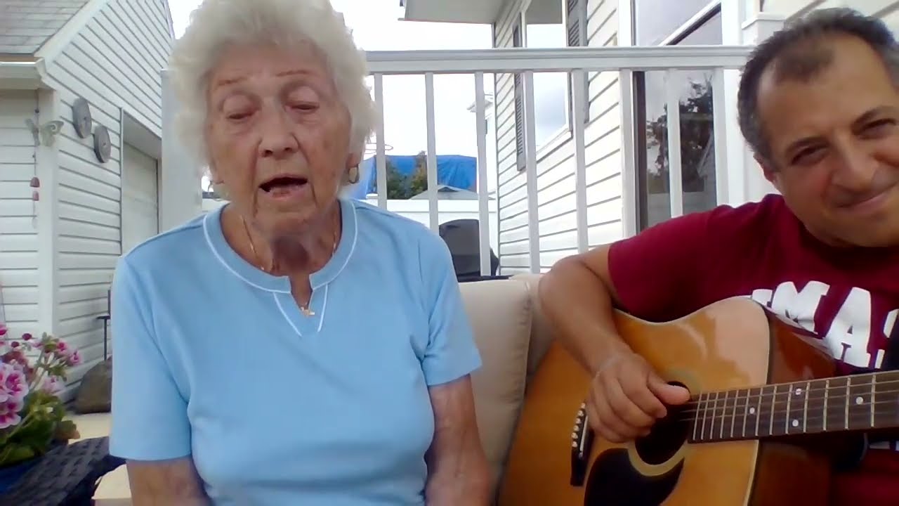 Drunt Im Burgenland with Oma Tuifel