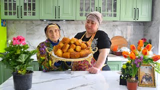 видео: Бабушка готовит хрустящие пончики с заварным кремом картинка: Бабушка готовит хрустящие пончики с заварным кремом