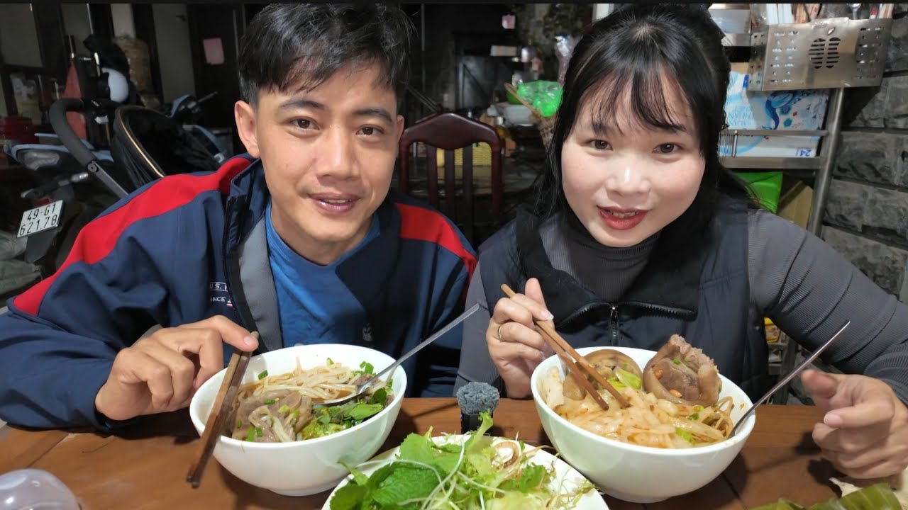 Từ Đèo PRENN Đà Lạt Chạy Qua Hồ Tuyền Lâm Cảnh Tuyệt Đẹp - Ăn Mì Quảng, Bún Bò Huế Khe Sanh
