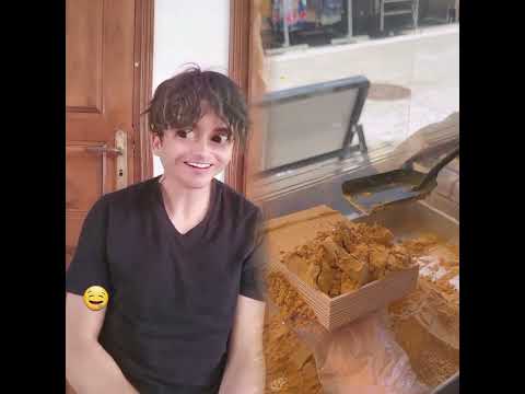 نسبة شحن هاتفك هي نسبة ذكائك أنا 69 انستجرامي و اليوتيوب 