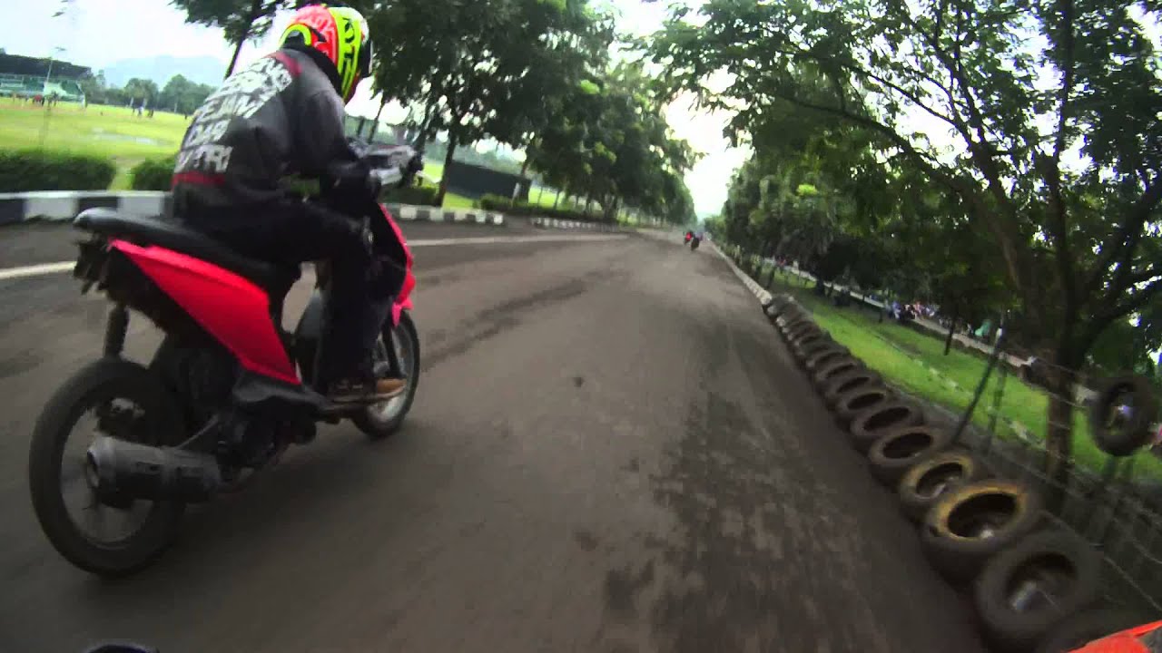 Soreang Cornering - Free practice Brigif 17 Feb 2016 