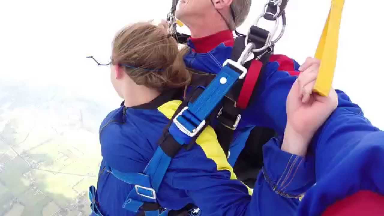 Parachute springen Teuge YouTube Parachute springen Teuge YouTube