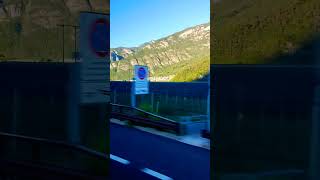 Италия,дорога через Альпы.