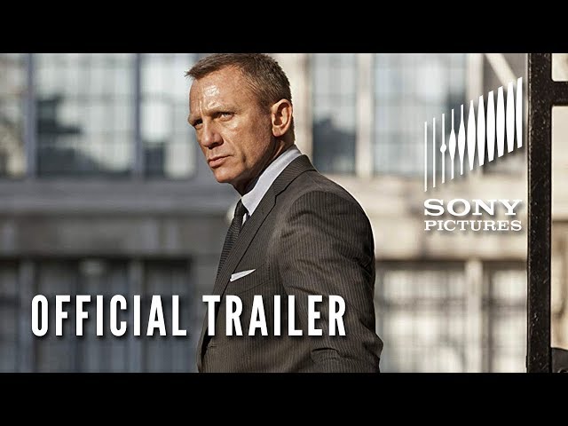 SKYFALL - Official Trailer class=