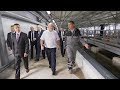 Лукашенко посетил форелевое хозяйство "Лохва"