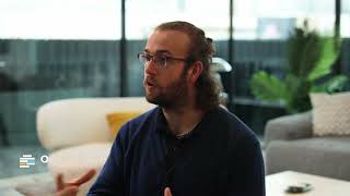 How do students use Scholarcy to extract key information from academic literature?