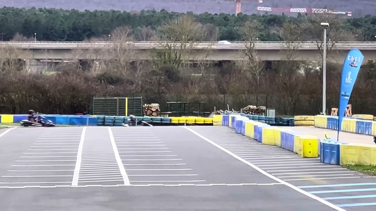 Départ la course 1A de la course CKRS 1 by JAUSSAUD Events au circuit de l’Europe le 21 fev 2026