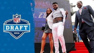 Celebrity Ezekiel Elliott Rocks Crop-Top on Red Carpet | 2016 NFL Draft Net Worth
