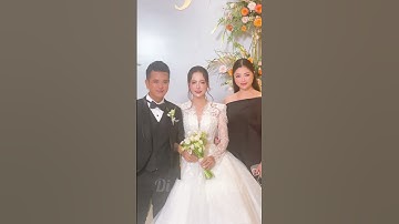 Diễn viên Thanh Trúc chúc mừng đám cưới diễn viên Hùng Thuận “Đất Phương Nam” tại Quận 7 TP.HCM