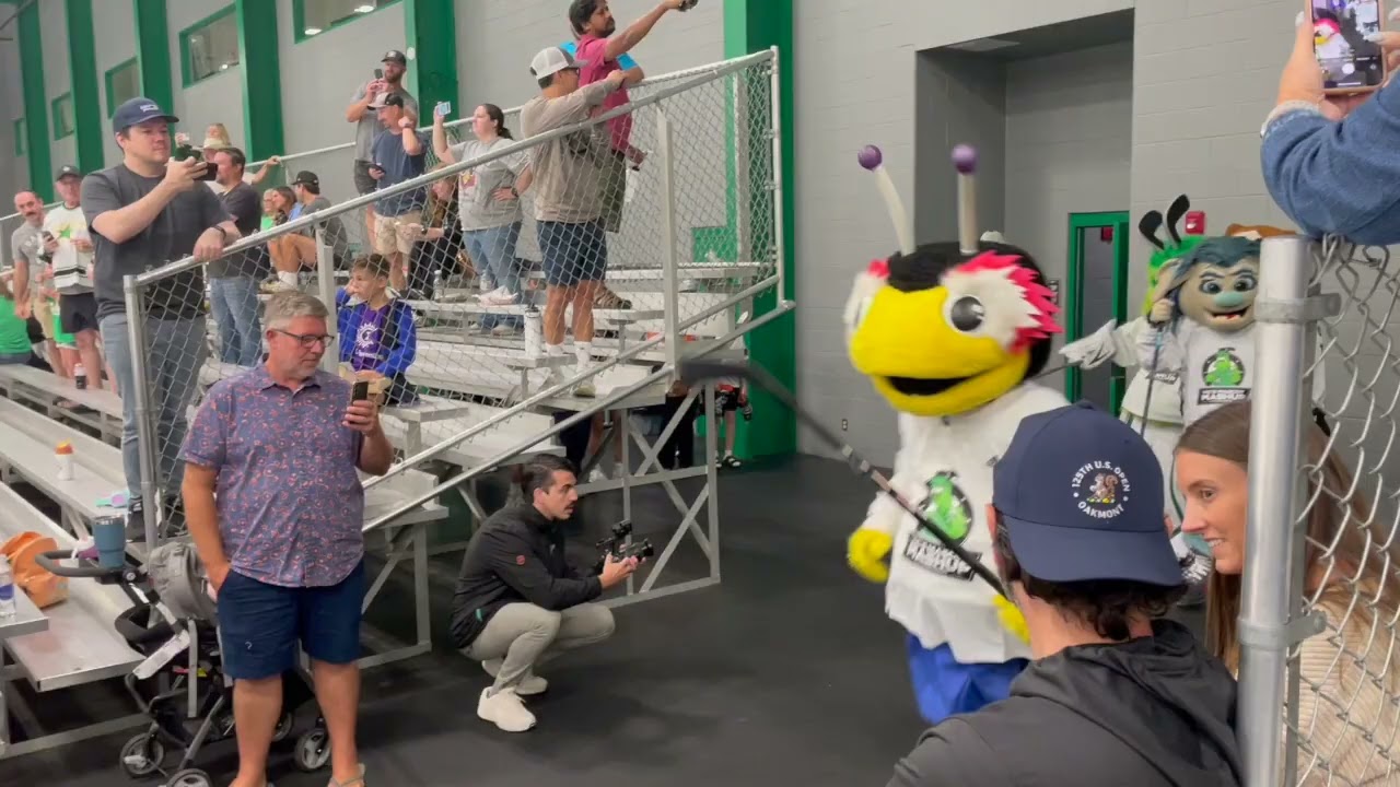 Vics Mascot Mashup 2025