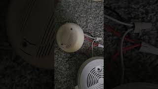 BRK 4120b and First Alert SA86B #smokealarm dc interconnect test