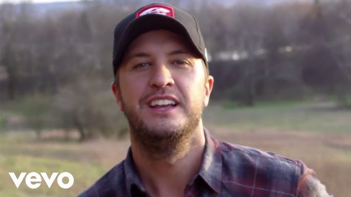 Luke Bryan - Huntin', Fishin' And Lovin' Every Day (Official Lyric Video) 