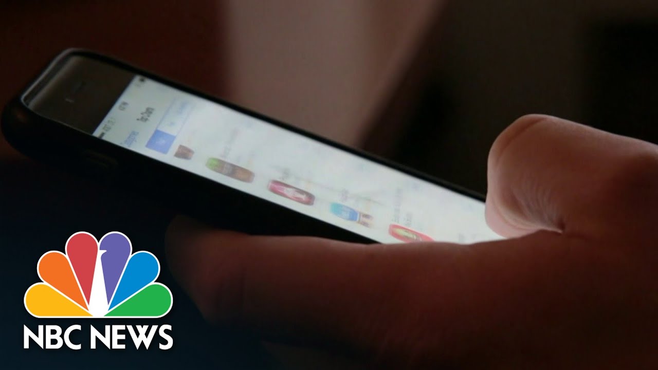 How Social Media Is Impacting The Political Divide | NBC News NOW