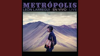 Vignette de la vidéo "León Larregui - Locos (Live)"