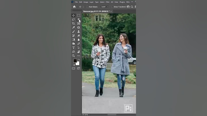 Remove People in 15 Seconds with Photoshop!