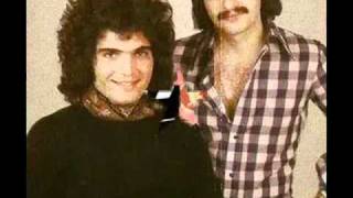 Watch Gino Vannelli Hollywood Holiday video