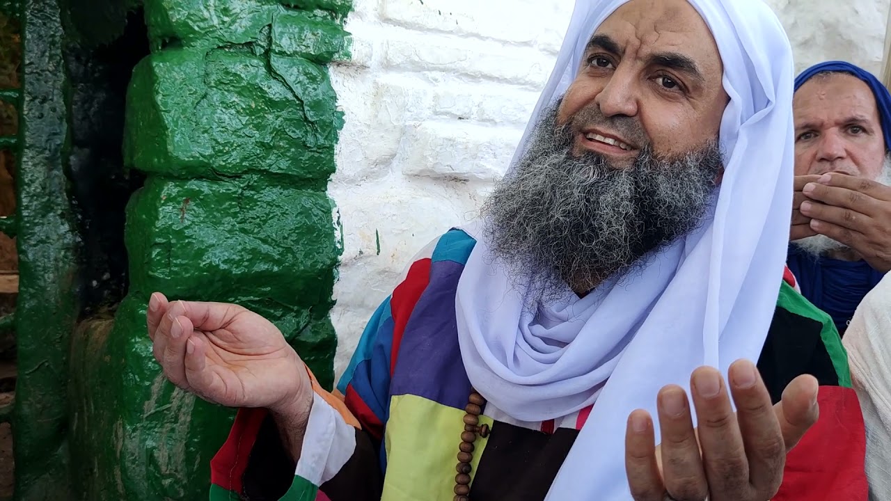 الصلاة المشيشية بصوت الشيخ محمد فوزي الكركري بمقام مولاي عبد السلام مختوم بدعاء شرفاء المشيشيين