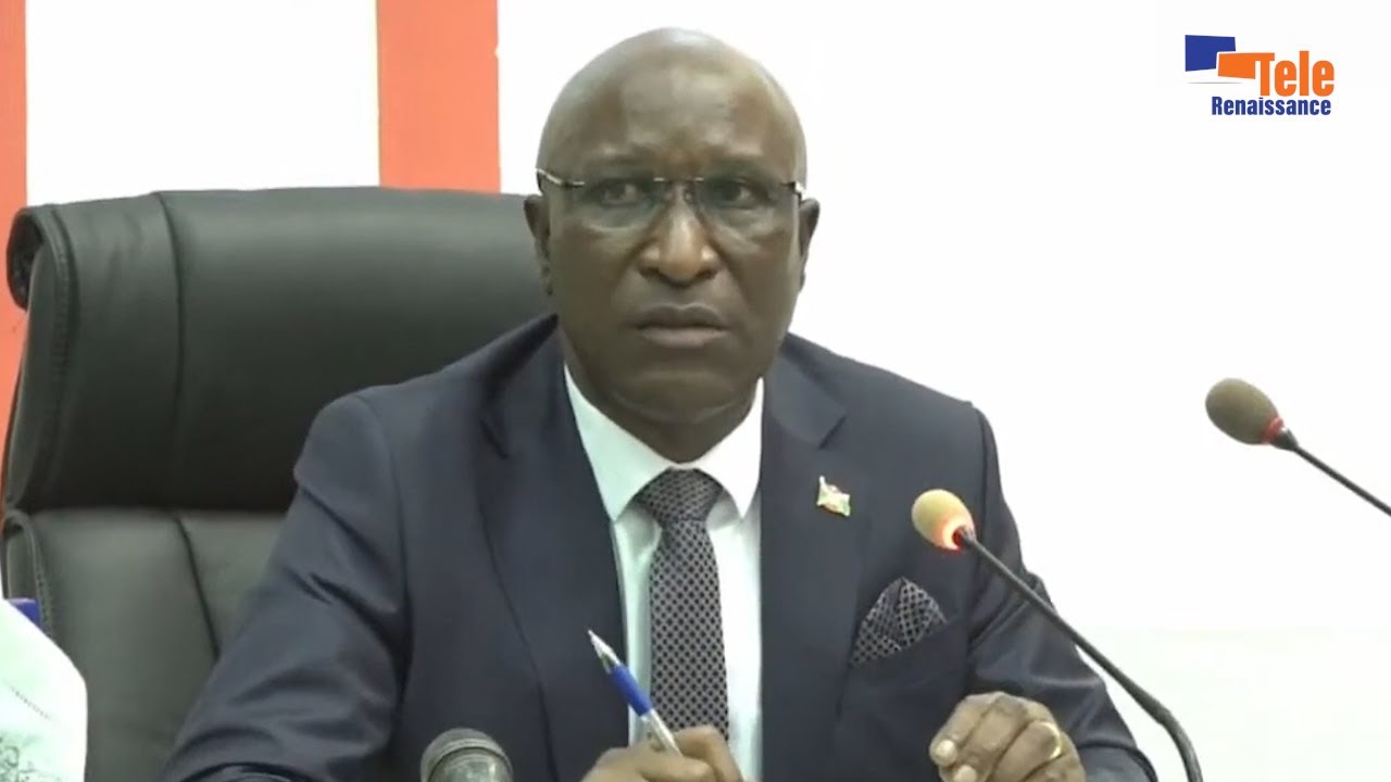 Umushikiranganji wa Mbere aridogera ishirahamwe rihingura umwavu FOMI ...
