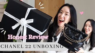 CHANEL 22 TWEED MINI VANITY BAG 2022 - UNBOXING with WHAT FITS / MOD SHOTS!  ❤️ 