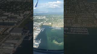Landing in Tampa, Florida 🇺🇸 #florida #tampa #disneyland #usa #stpetersburgflorida