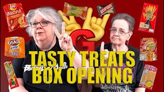 2RG - THE GRANNIES TRY TASTY TREATS - Two Rocking Grannies