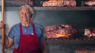 Meet the Queen of Textas BBQ for  Snow's BBQ Pitmaster |the 87 years young Legendary Lady |Ray's BBQ