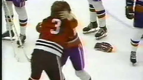 Garry Howatt vs Keith Magnuson