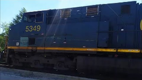[CSX] 5349 Leads Q400-25 @ Track Speed In Fayetteville NC