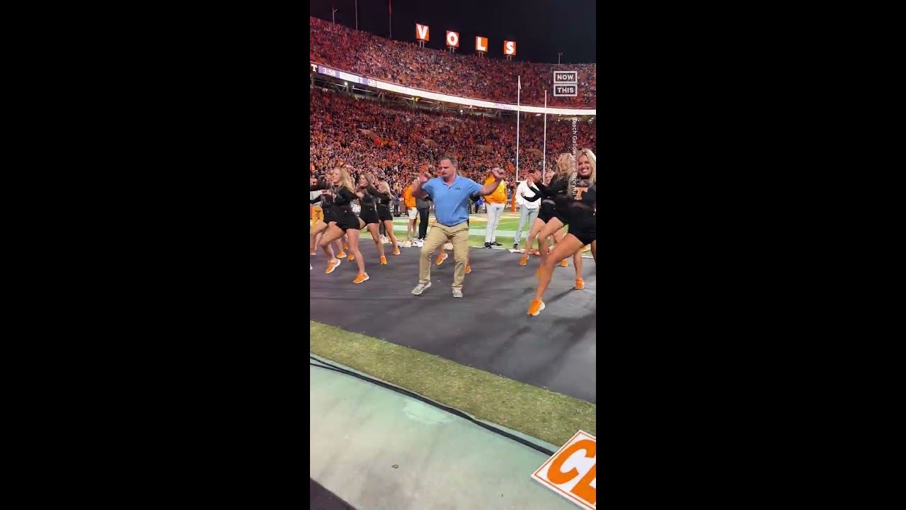  Security Guard Busts A Move Alongside University Of Tennessee Dancers