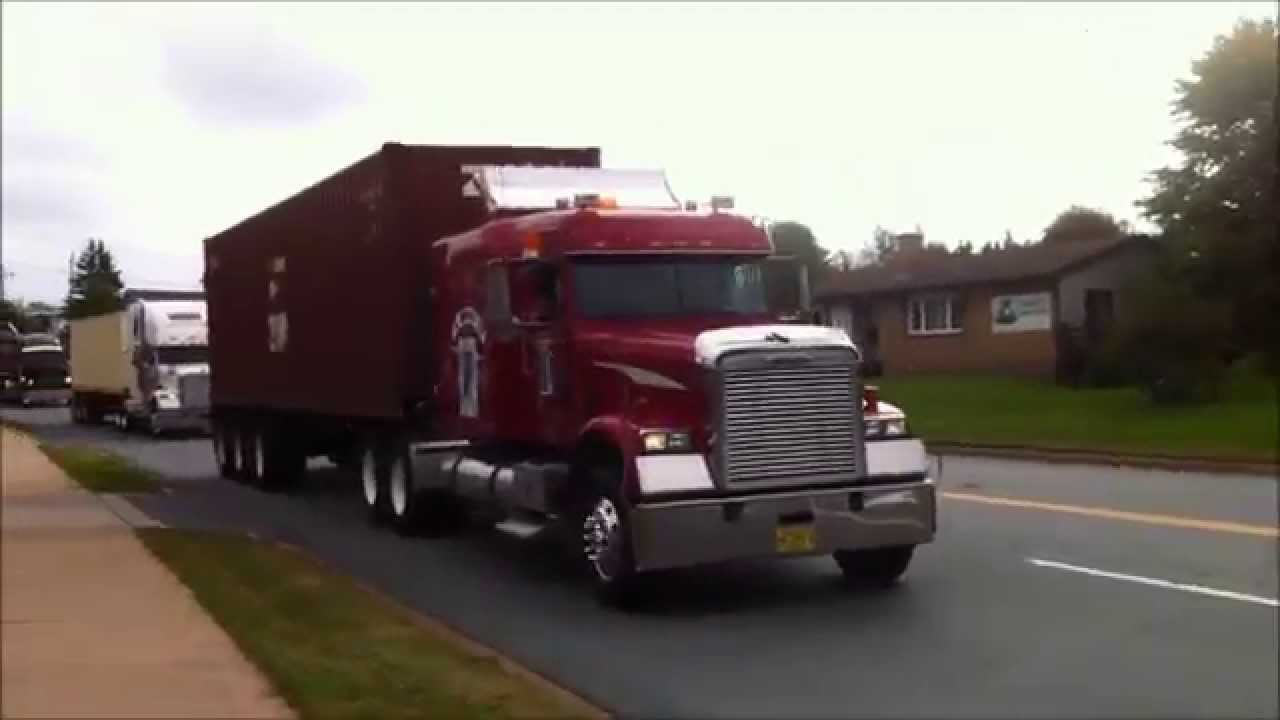 Big Rig Parade, Lots of Horns 