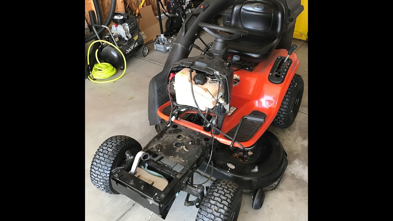 How to Remove Briggs Stratton Engine on Lawn Tractor