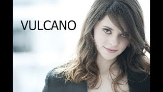 Video thumbnail of "Vulcano - Francesca Michelin"