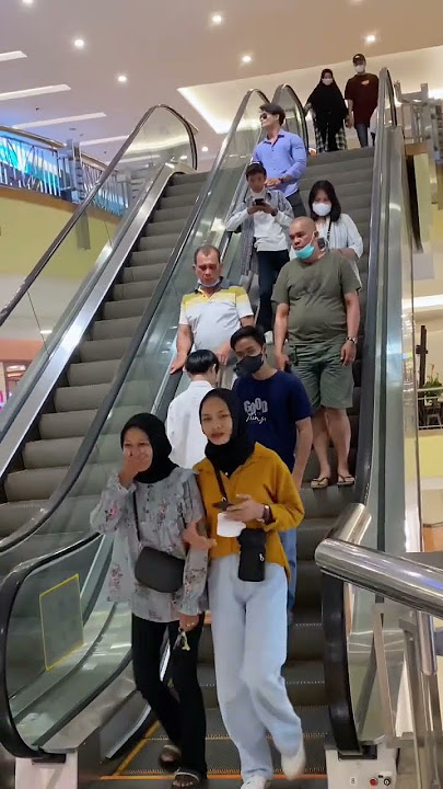 Akibat terlalu fokus chatan sama kamu jadi aku salah jalan😂 #prank #viral