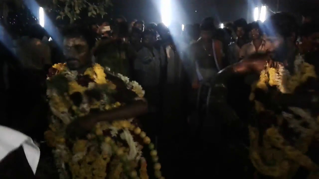 உருமி முழங்க கருப்பசாமி, சப்பாணிமாடசாமி ஆட்டம்-Karuppasamy Aattam,Sappani Madasamy Aattam,UrumiMelam