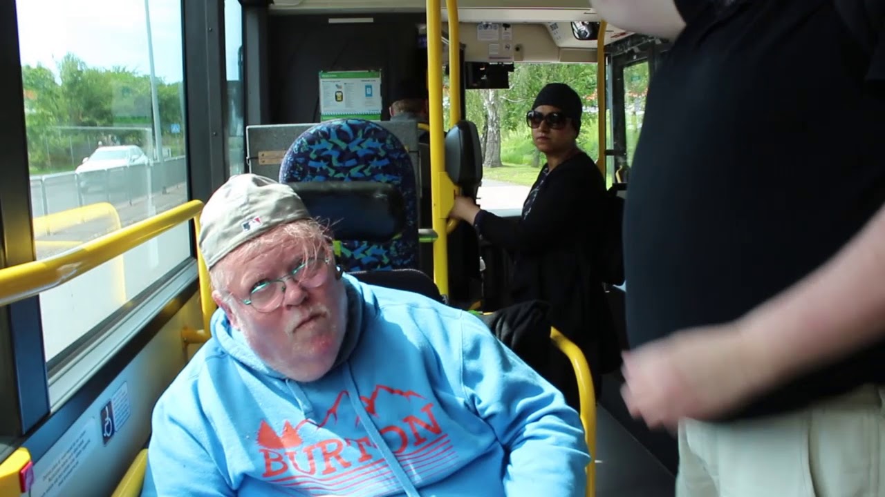 Åka kollektivt med rullstol i Göteborg En film från Assistansbruk med LSS-Partner