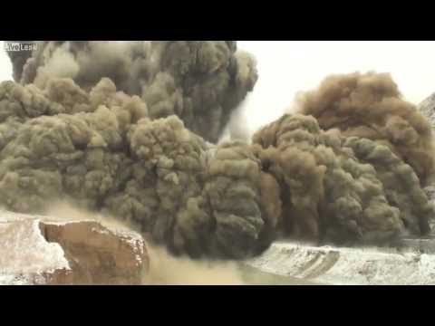 Hamza Yusuf 2013 - new Signs of the Day of Judgement- آية  القيامة