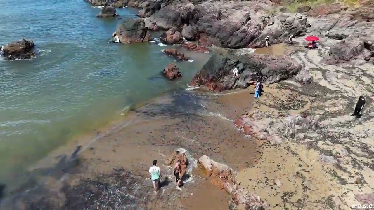 Playa de las Grutas, Punta Ballena.