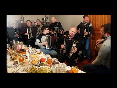 მუსიკოსები სამტრედია  MUSIKOSEBI SAMTREDIA