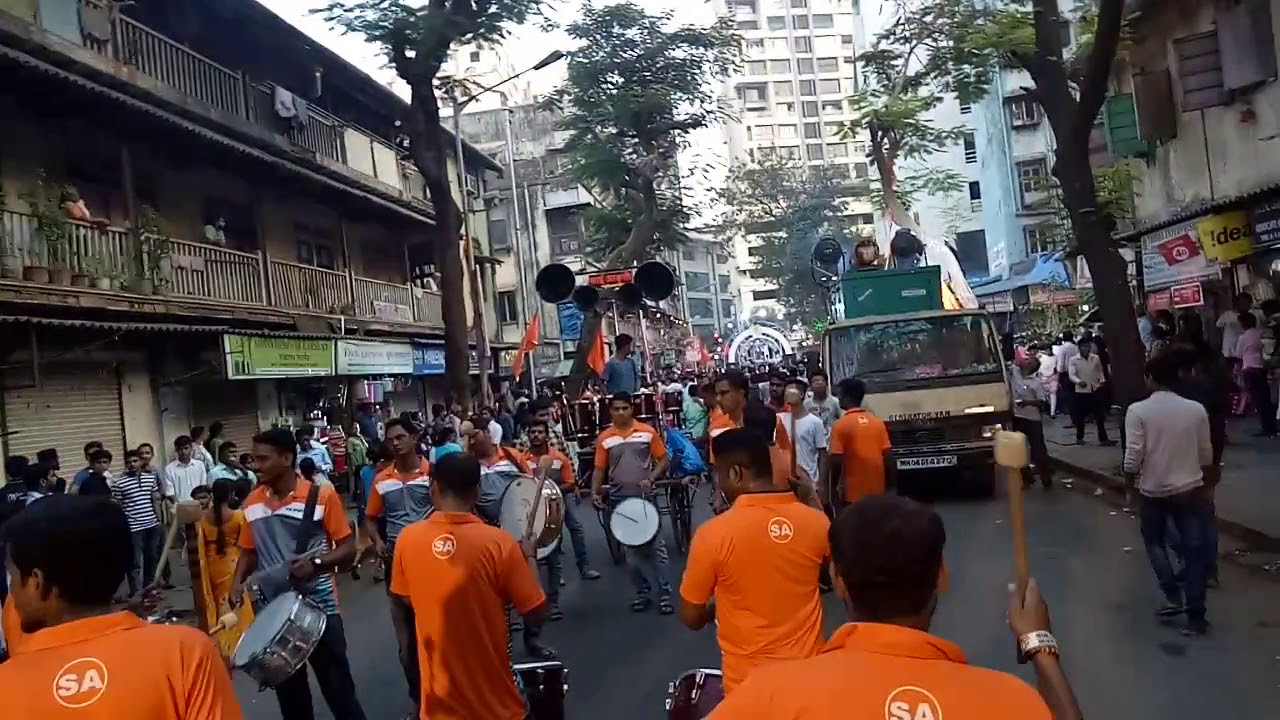 Sai Aakruti musical group siddhivinayak palkhi