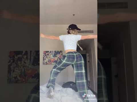 МАРЬЯНА РО ТВЁРКАЕТ 😍😍😍 ПОПА хихи