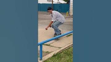 Got a nice board slide #skateboarding #streetskating #boardslide