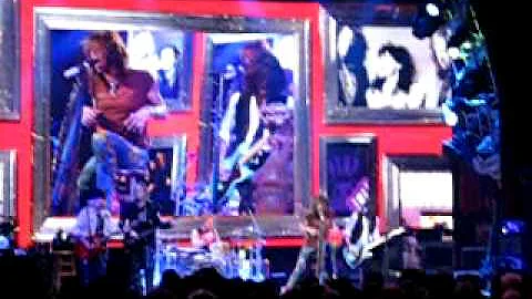 Aerosmith at Beacon Theater NYC 2006 (What it takes) GOOD INTRO