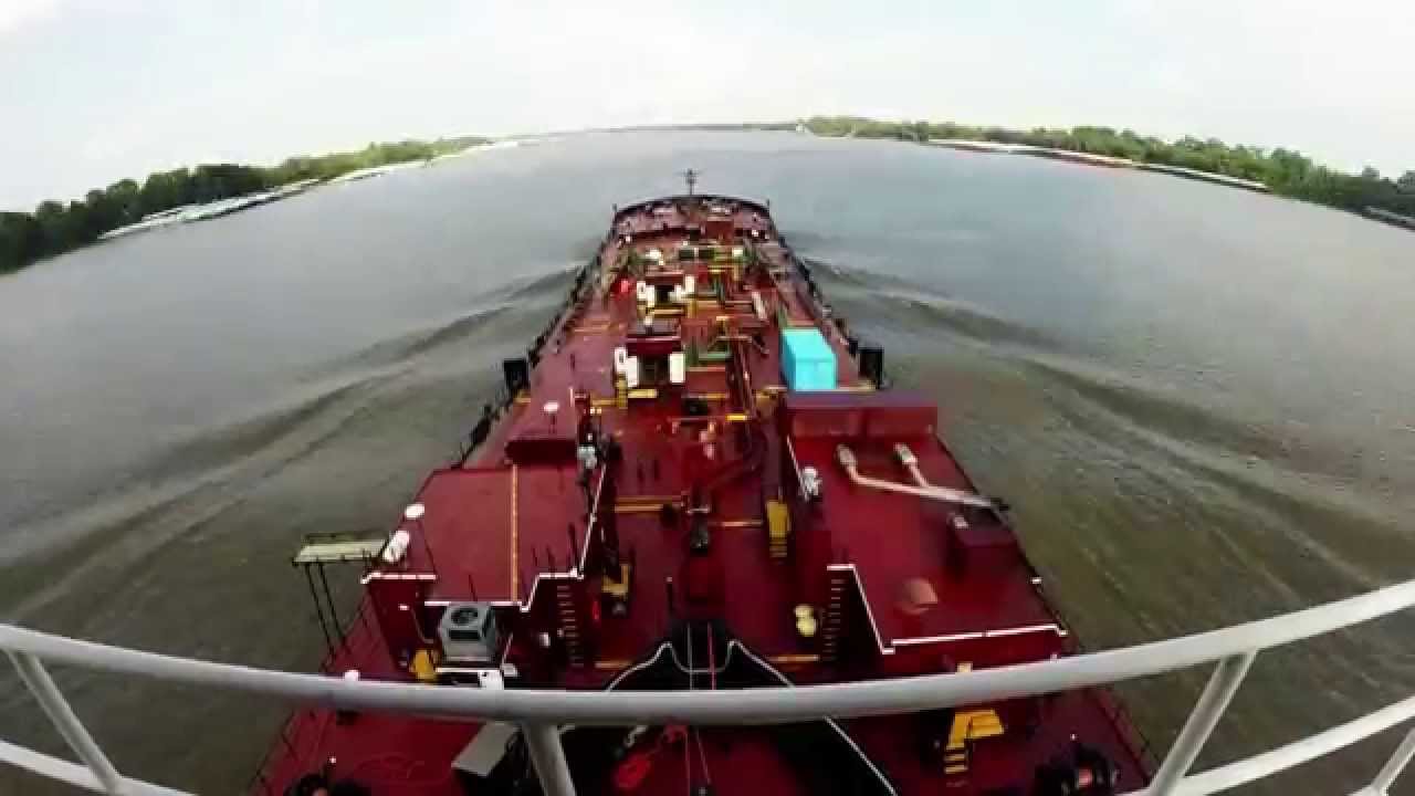 ATB Paul T. Moran Time Lapse in the Mississippi River