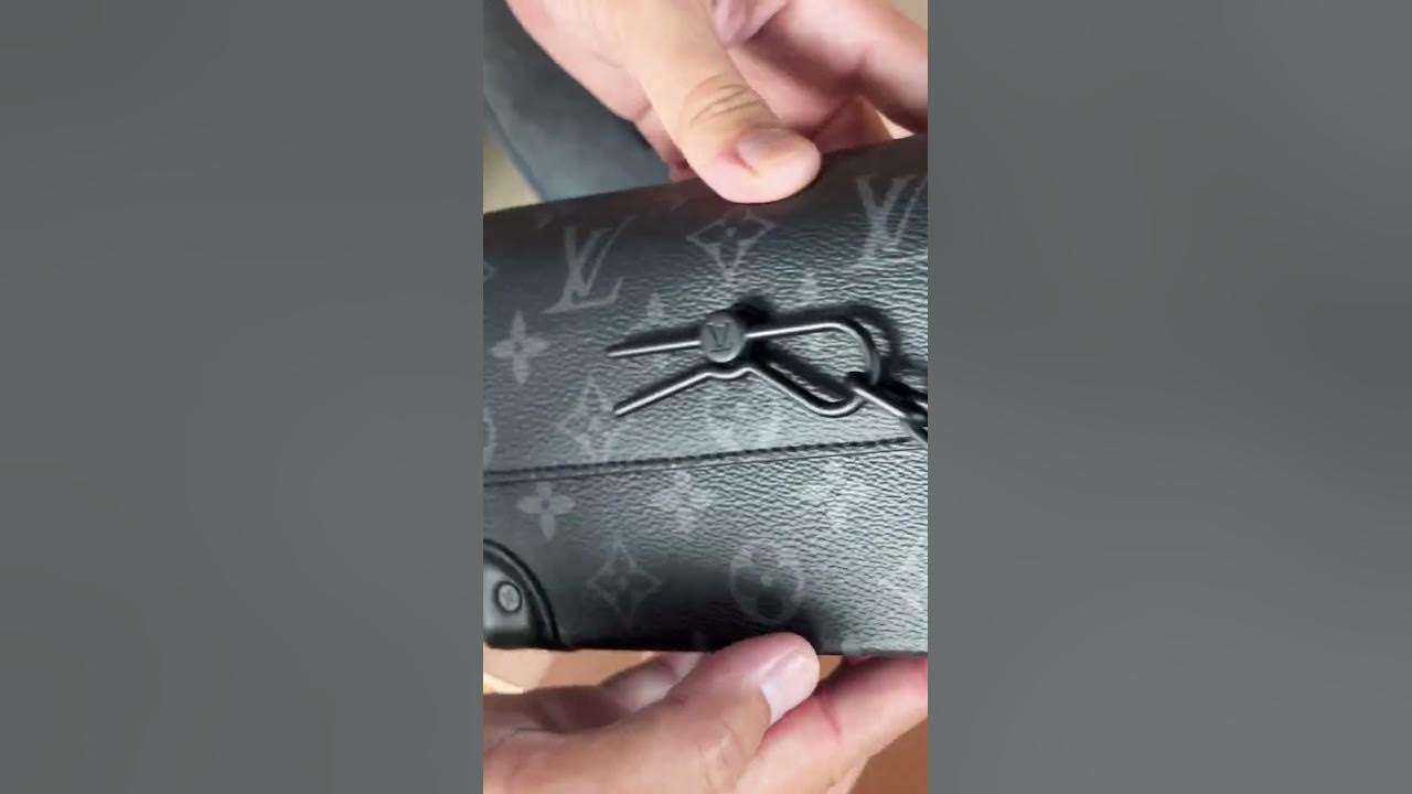 Louis Vuitton Steamer Wearable Wallet