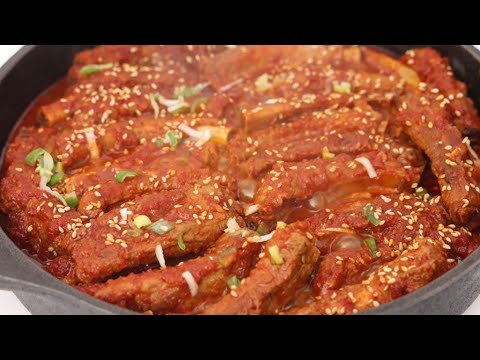 <strong>매운등갈비찜</strong> 쉽게 만드세요! 양념이 매콤칼칼~ 맛집 뺨쳐요!