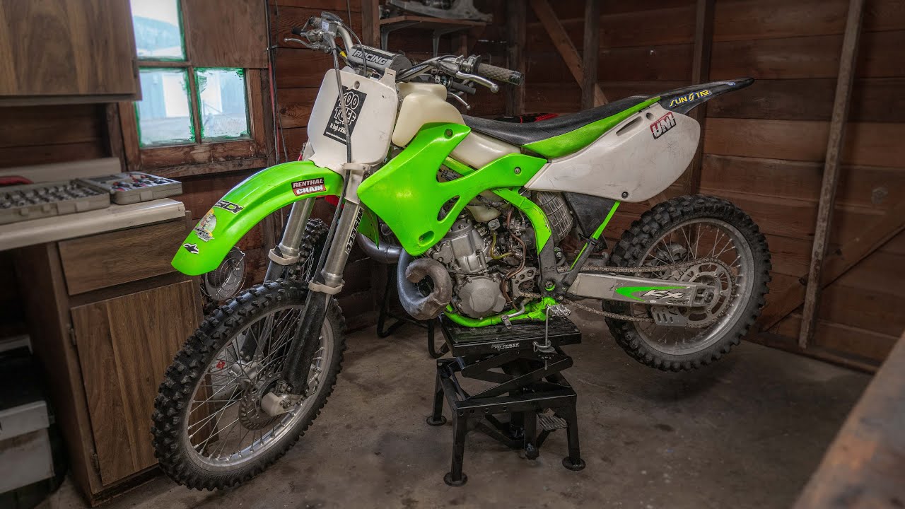 2000 Kx250 Project Build [Ep 1]